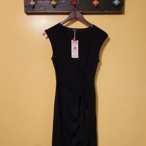 Berydress women's black sexy midi dress. Size small.